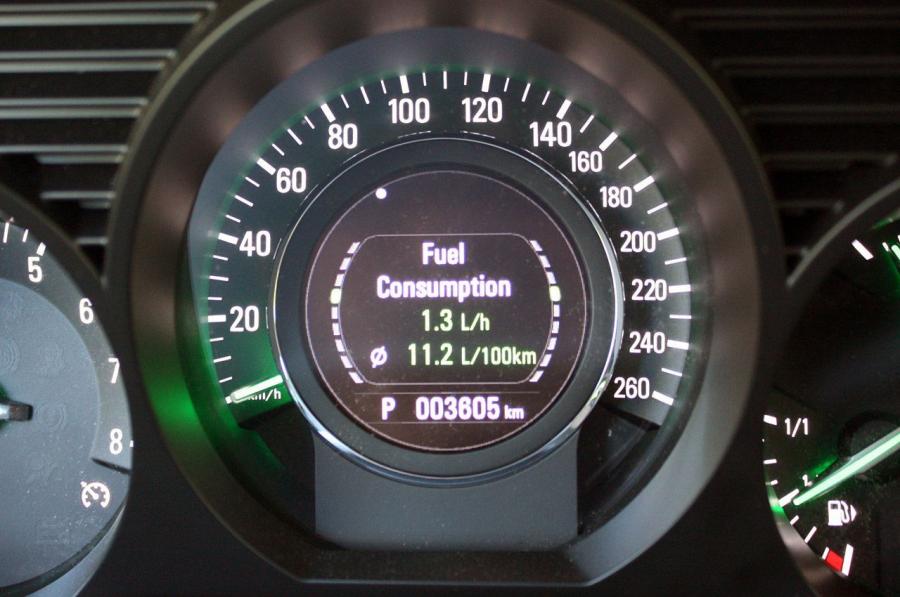  Saab 9-5 Sedan 2010 года  (фото 22 из 199)